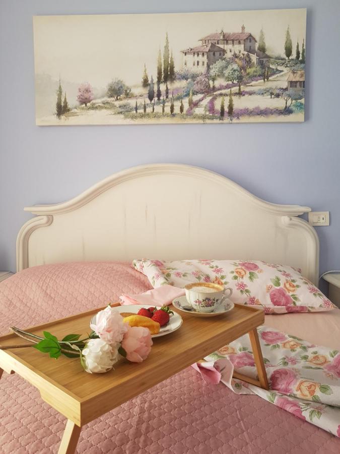 The Roses - Delizioso Attico Su 2 Livelli Zona Palacongressi Rimini Luaran gambar